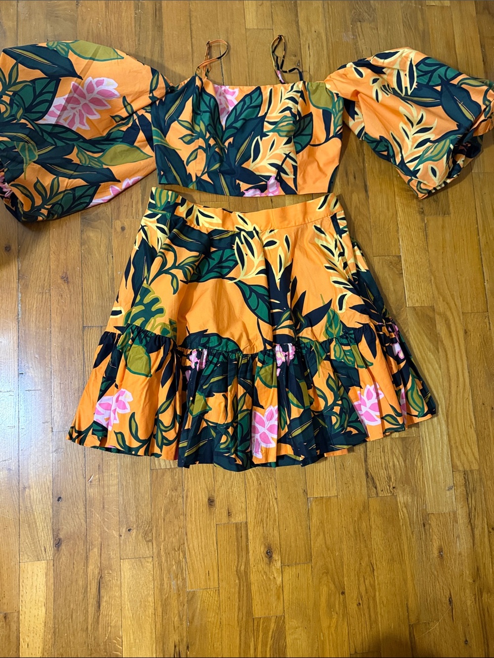 NWT H&M Orange Floral Off-Shoulder Top & Tiered Skirt Set - Picture 2 of 4